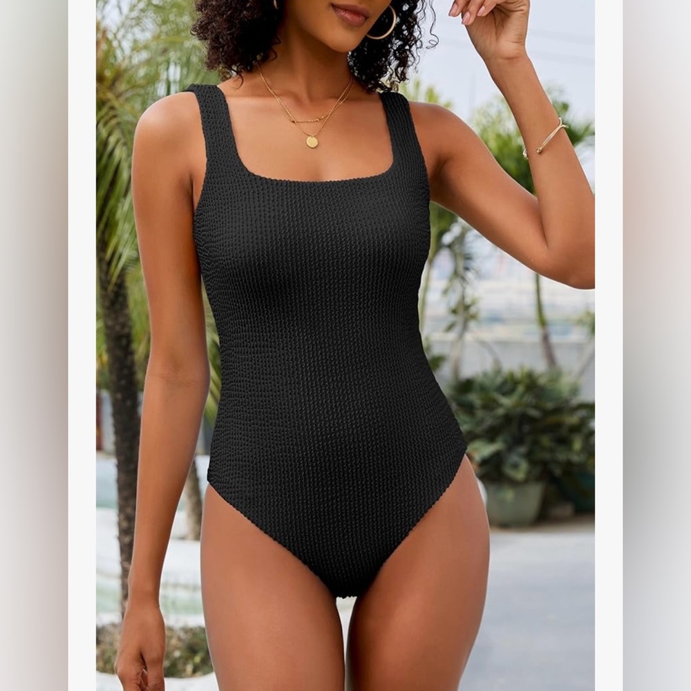 Elegant Black Ribbed One-Piece Swimsuit